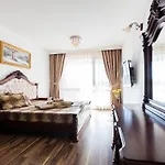 Boutique Versis Apart Otel 5*