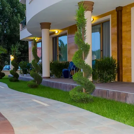 Boutique Versis Апарт-готель 5*