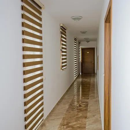 Boutique Versis Hotel de apartamente 5*