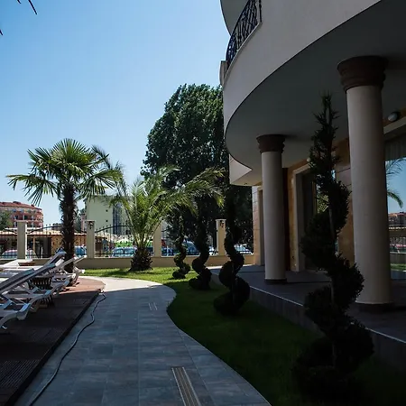 Aparthotel Boutique Versis
