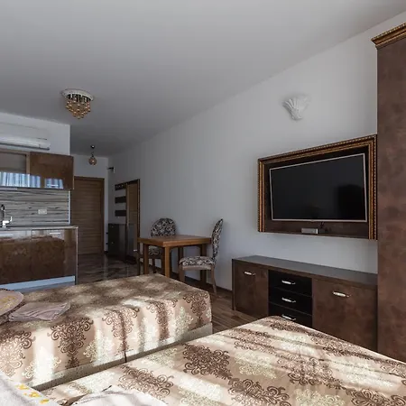 Boutique Versis 5*