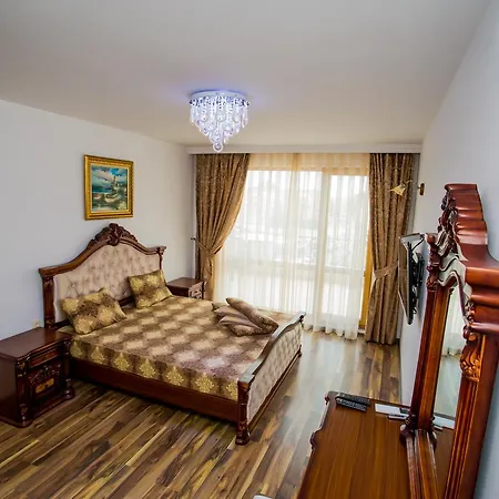 Aparthotel Boutique Versis 5*
