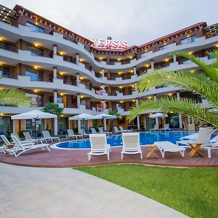 Aparthotel Boutique Versis 5*
