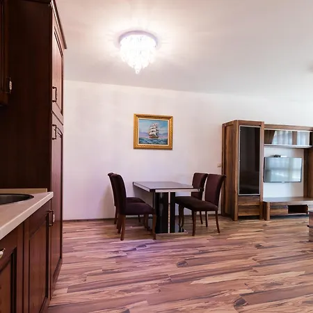 维尔希斯精品公寓式酒店