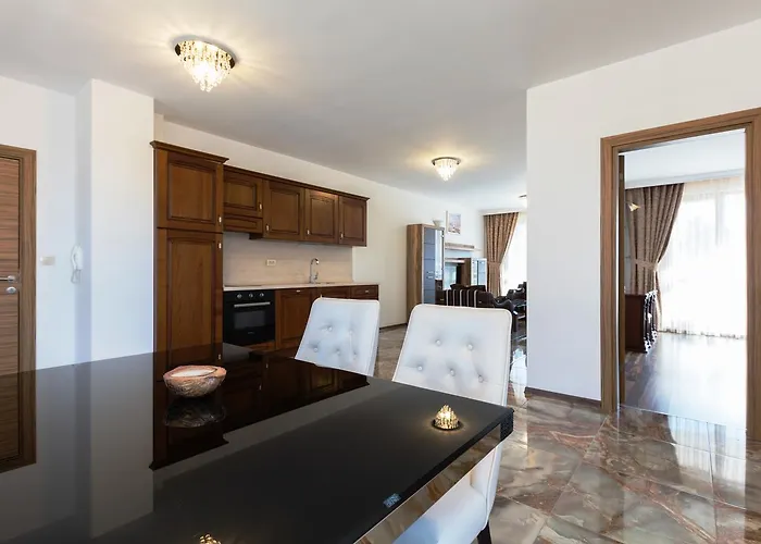 Boutique Versis Slăntjev Brjag