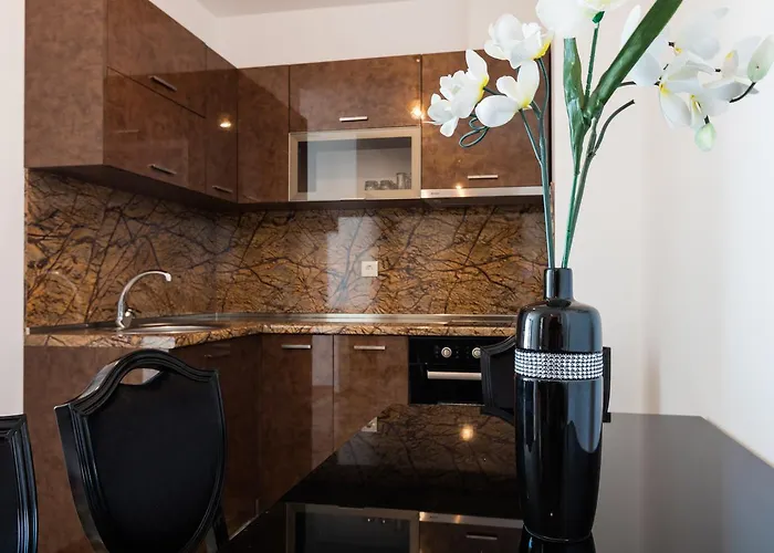 Boutique Versis Lägenhetshotell Slăntjev Brjag