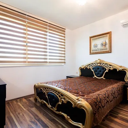 Boutique Versis アパートホテル