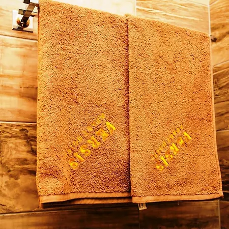 Boutique Versis アパートホテル