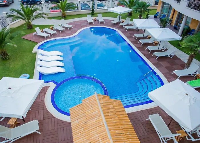 Aparthotel Boutique Versis 5*